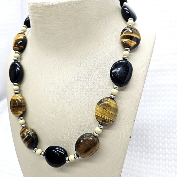 Vintage Chaps Glass Tiger Eye & Black Acrylic Bead Necklace - Picture 3 of 9